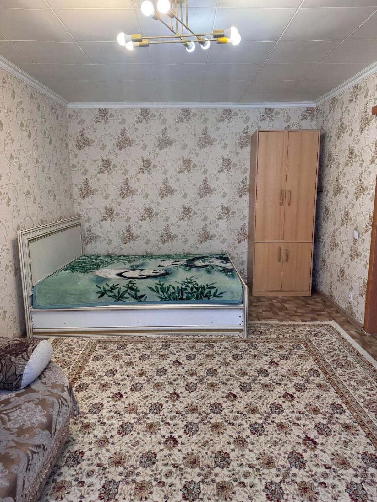 On Akhmetova 10